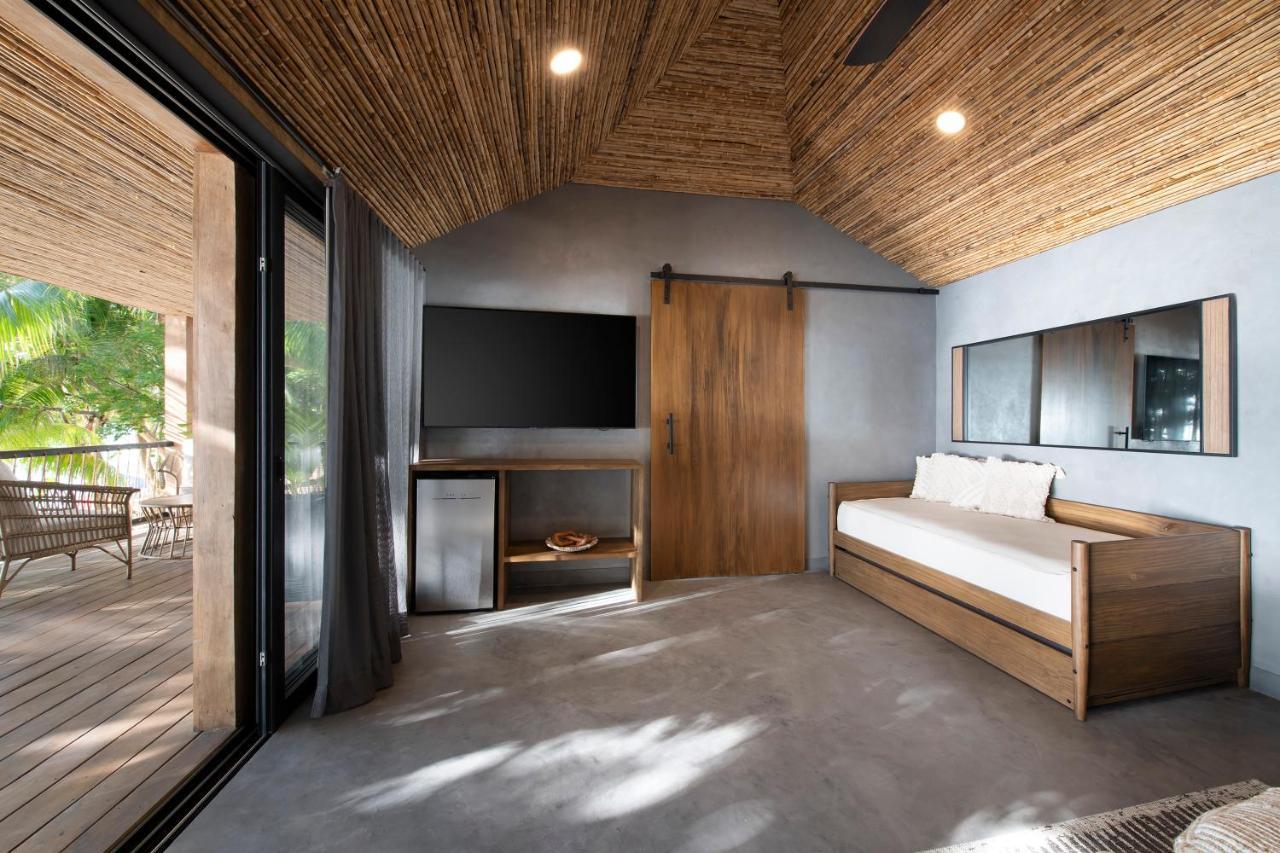 Arca Hotel West Bay Luaran gambar