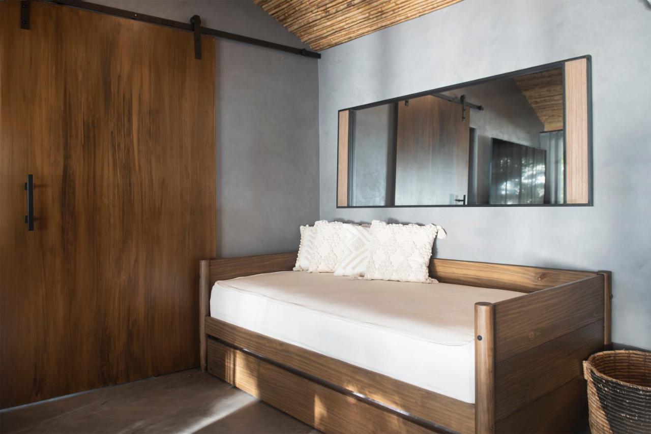 Arca Hotel West Bay Luaran gambar